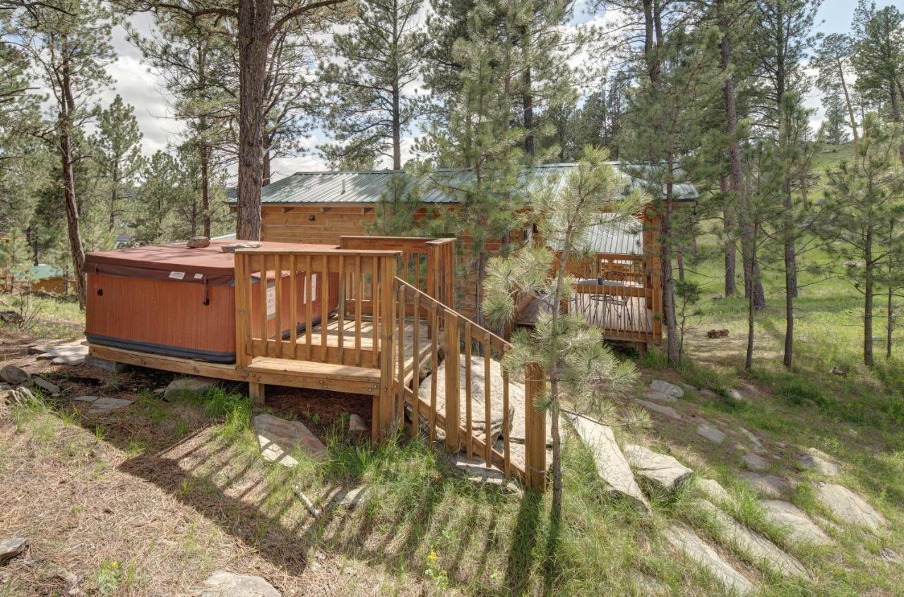 Rock Crest Lodge & Cabins Custer Ngoại thất bức ảnh
